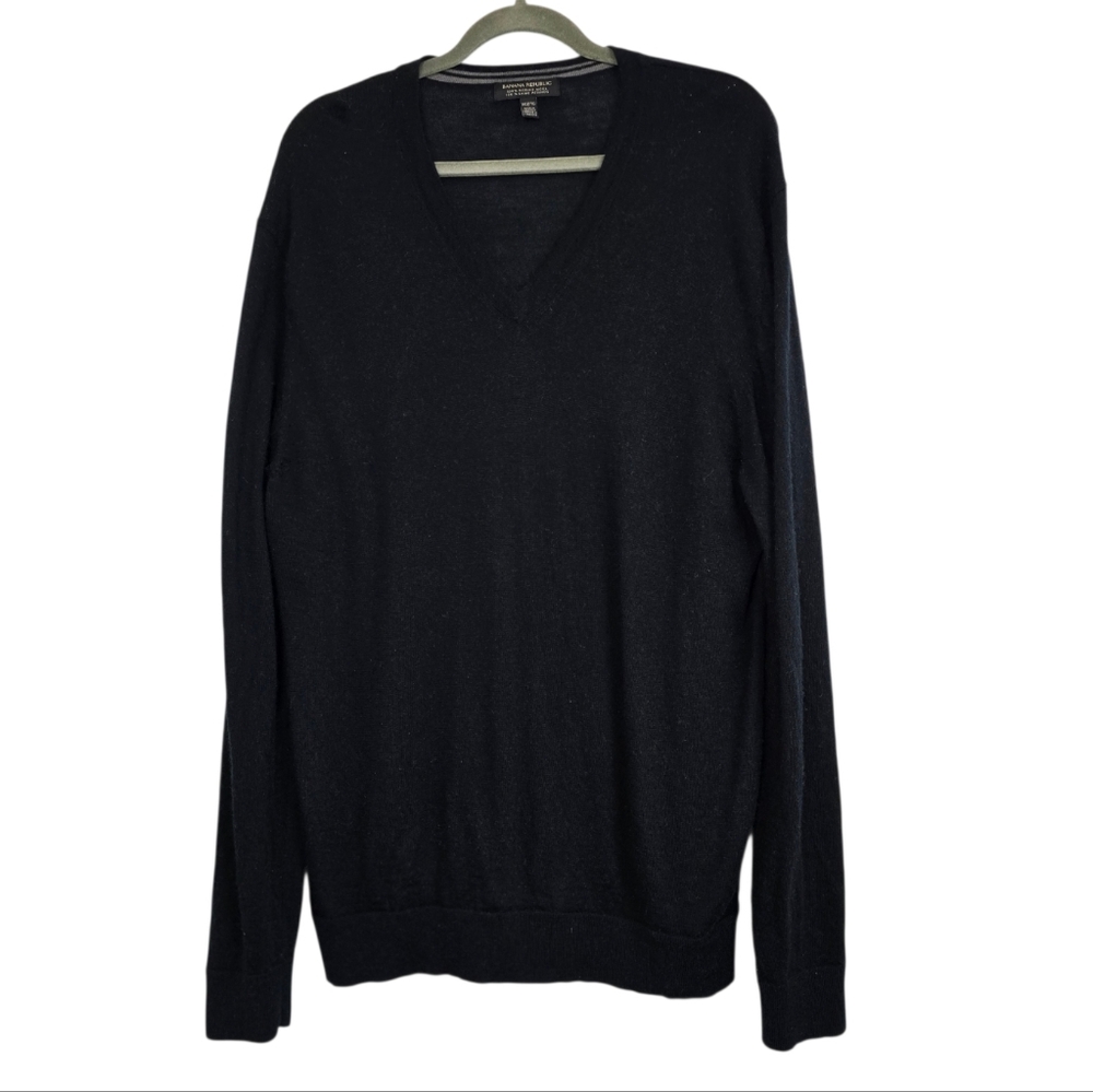 Banana Republic Black Merino Wool V-Neck Sweater Men’s XXL Luxury Knit Classic M